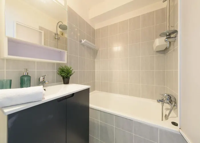 Les Floralies Ii-14 By Interhome Apartamento *
